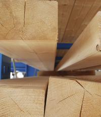 Interfloor wooden beams