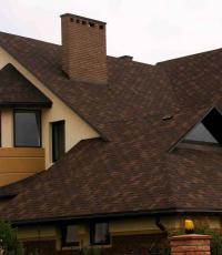 What is better to use for the roof: metal tiles or soft roofing?